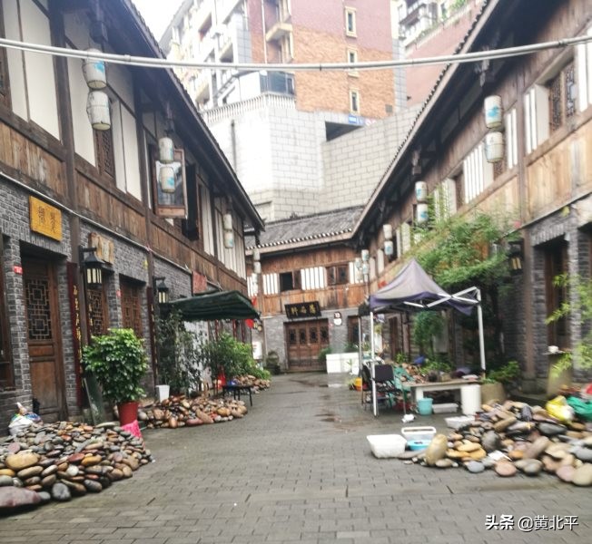 巴南区龙洲大道鱼洞老街,重庆巴南区鱼洞老街味道