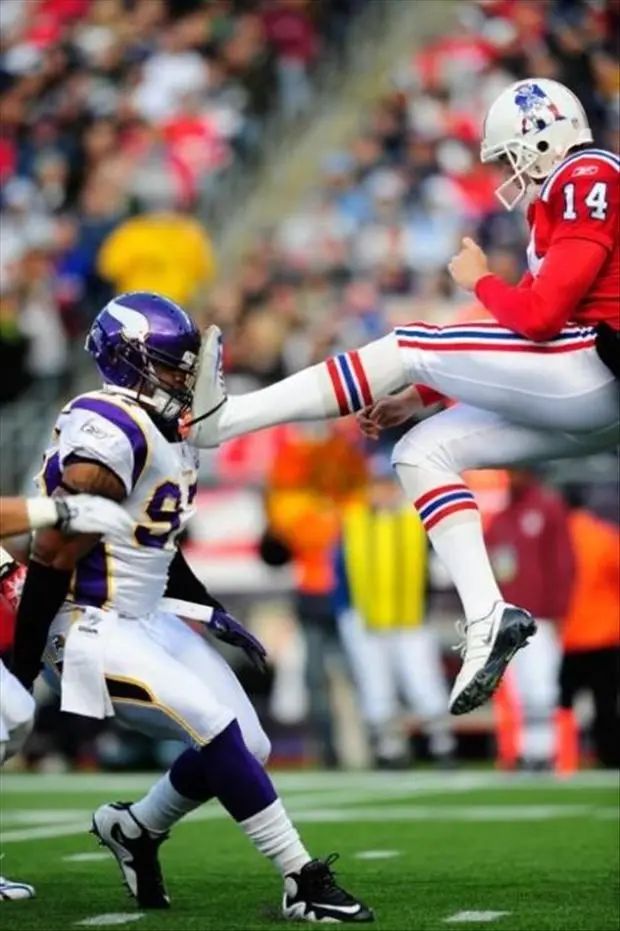 比赛还能尬舞，33个珍贵镜头，记录下这些赛场怪异瞬间