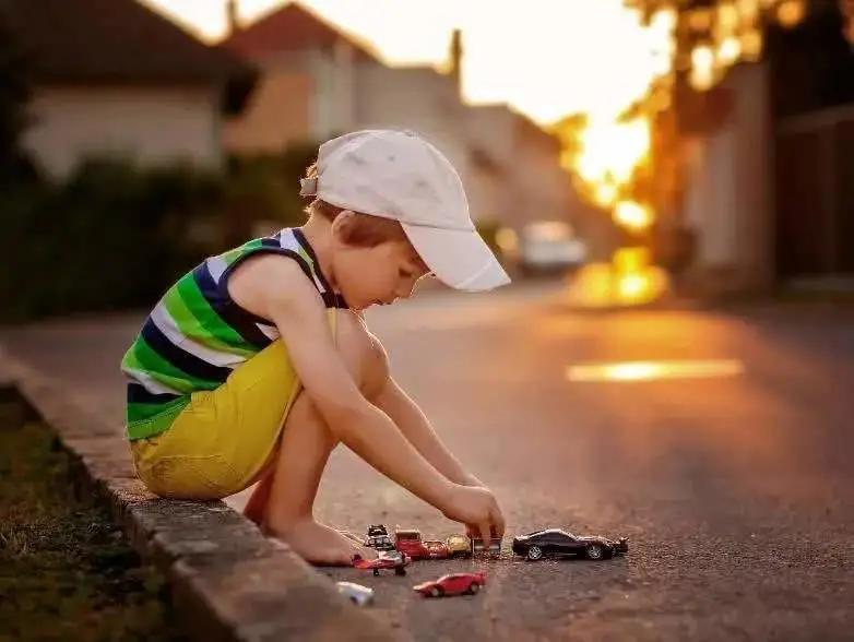 培养孩子的合作能力家长做什么,培养孩子自立能力和家庭责任