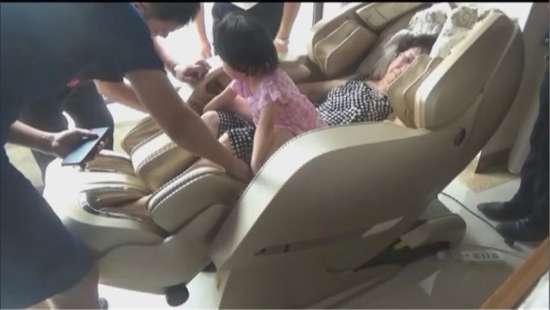 女童被咬视频,女童被咬的事件