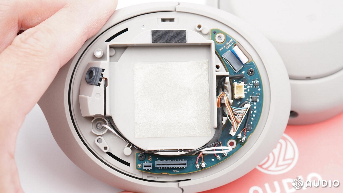 索尼耳机wh1000xm4拆卸视频,索尼wh-1000xm4全球购