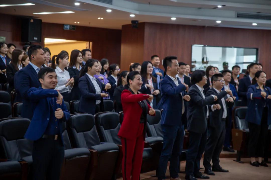 小米加步枪传承了怎样的思想,发扬小米加步枪的精神