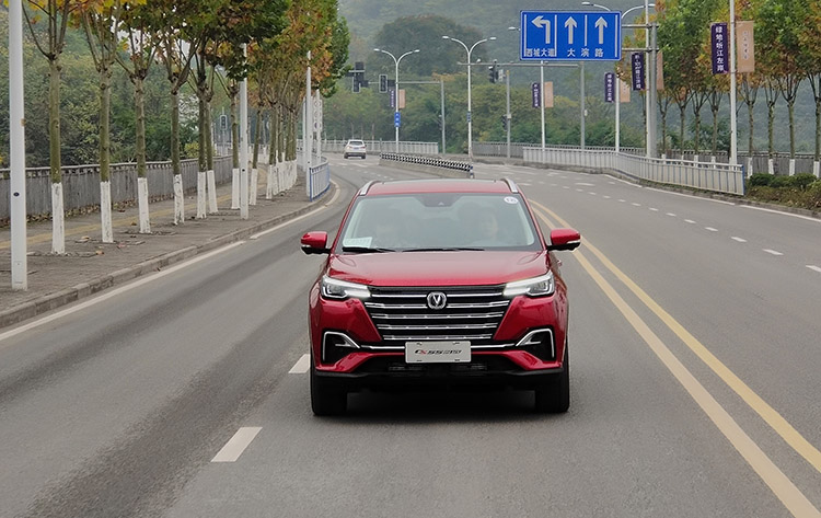 长安cs55plus新款试驾体验,深度试驾长安cs55plus超出预期