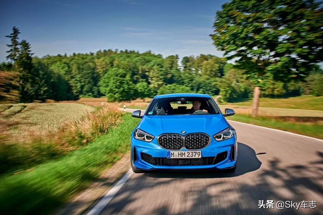 m135i和宝马1系哪个好,全新m135i宝马