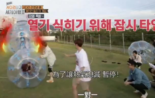 朴灿烈边伯贤斗歌,朴灿烈抬手边伯贤预判