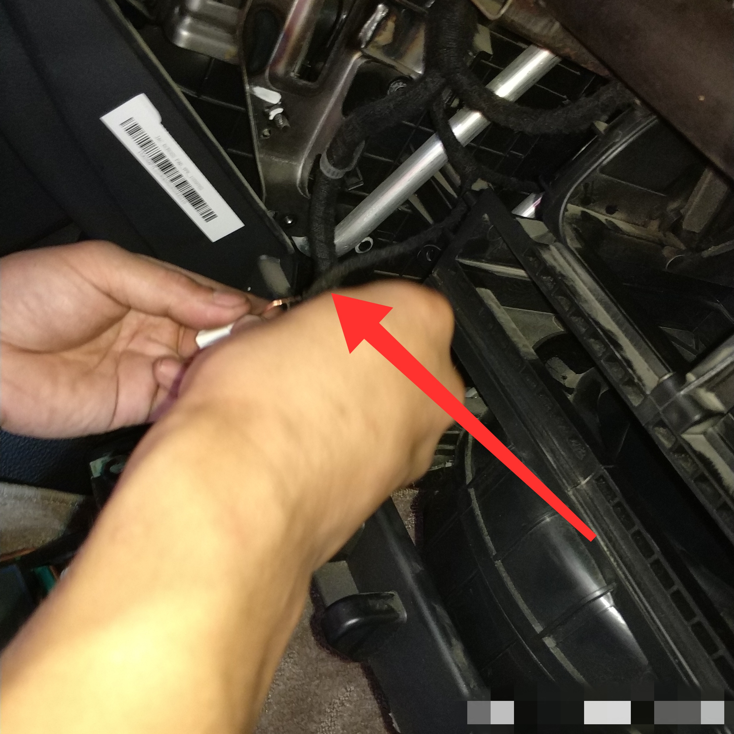 汽车空调不凉了应该检查什么,汽车空调不凉要怎么维修