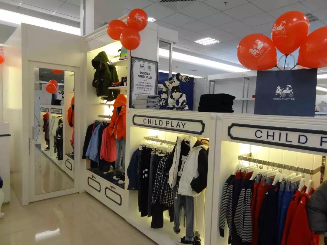 做童装散货好还是加盟品牌好,童装散货利润定百分之30能挣钱吗