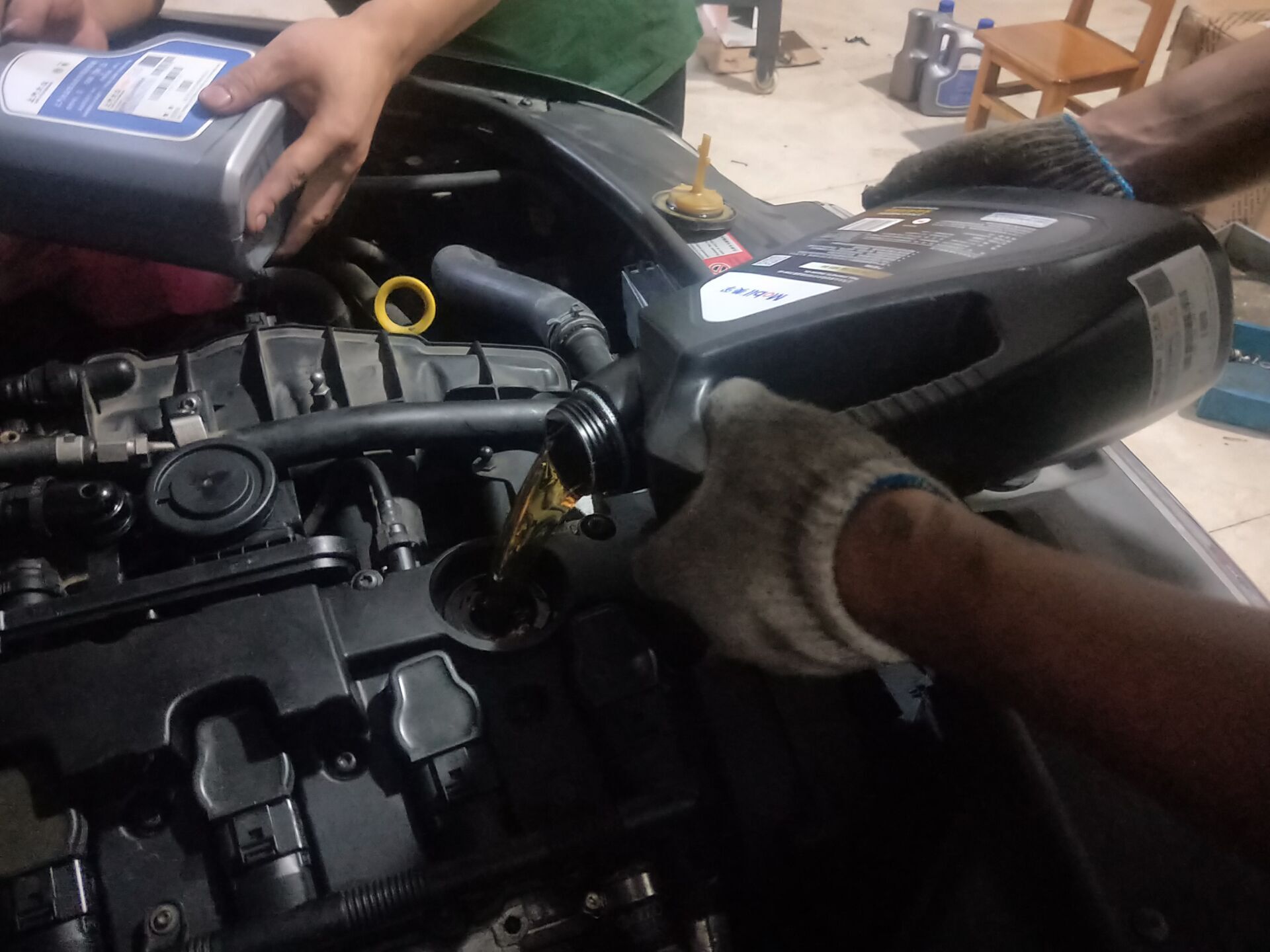 宁波车友奥迪,宁波哪家店专业维修奥迪烧机油