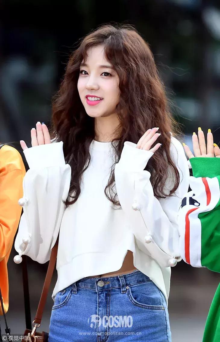 安妮半披发型,安妮新款短发发型