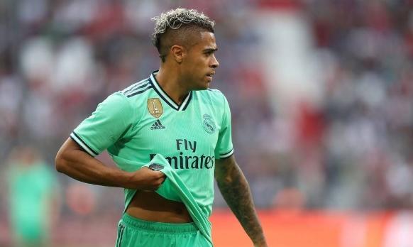 狂砸4亿！西班牙人5大引援目标曝光，胡尔克领衔，武磊恐沦为替补