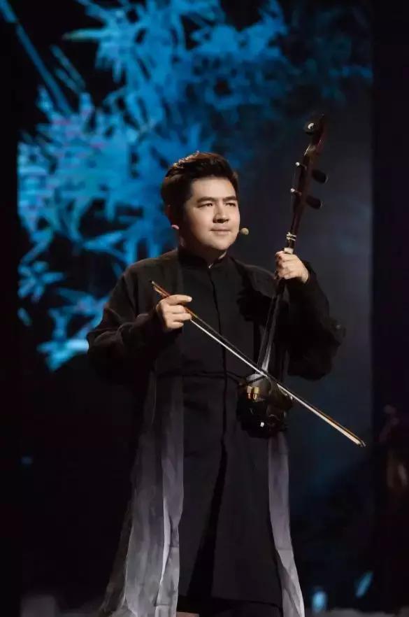 《巅峰之夜》:比顶级才艺更触动人心的,是跨越国界的共通情感