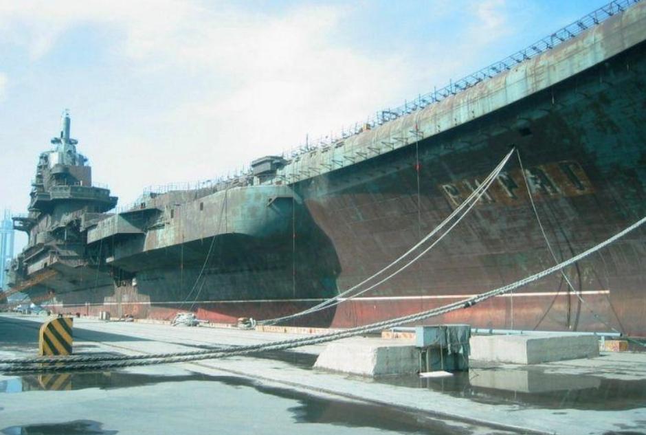 贺龙儿子贺鹏飞：42岁成少将，中国能有第一艘舰母，他功不可没