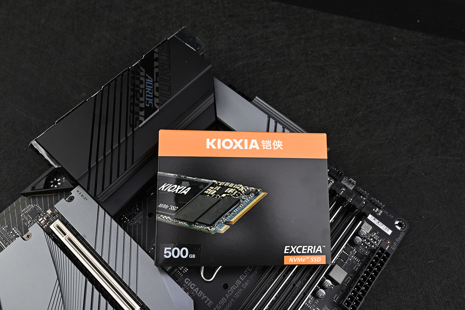 ssd铠侠rc10评测,固态硬盘铠侠rc10