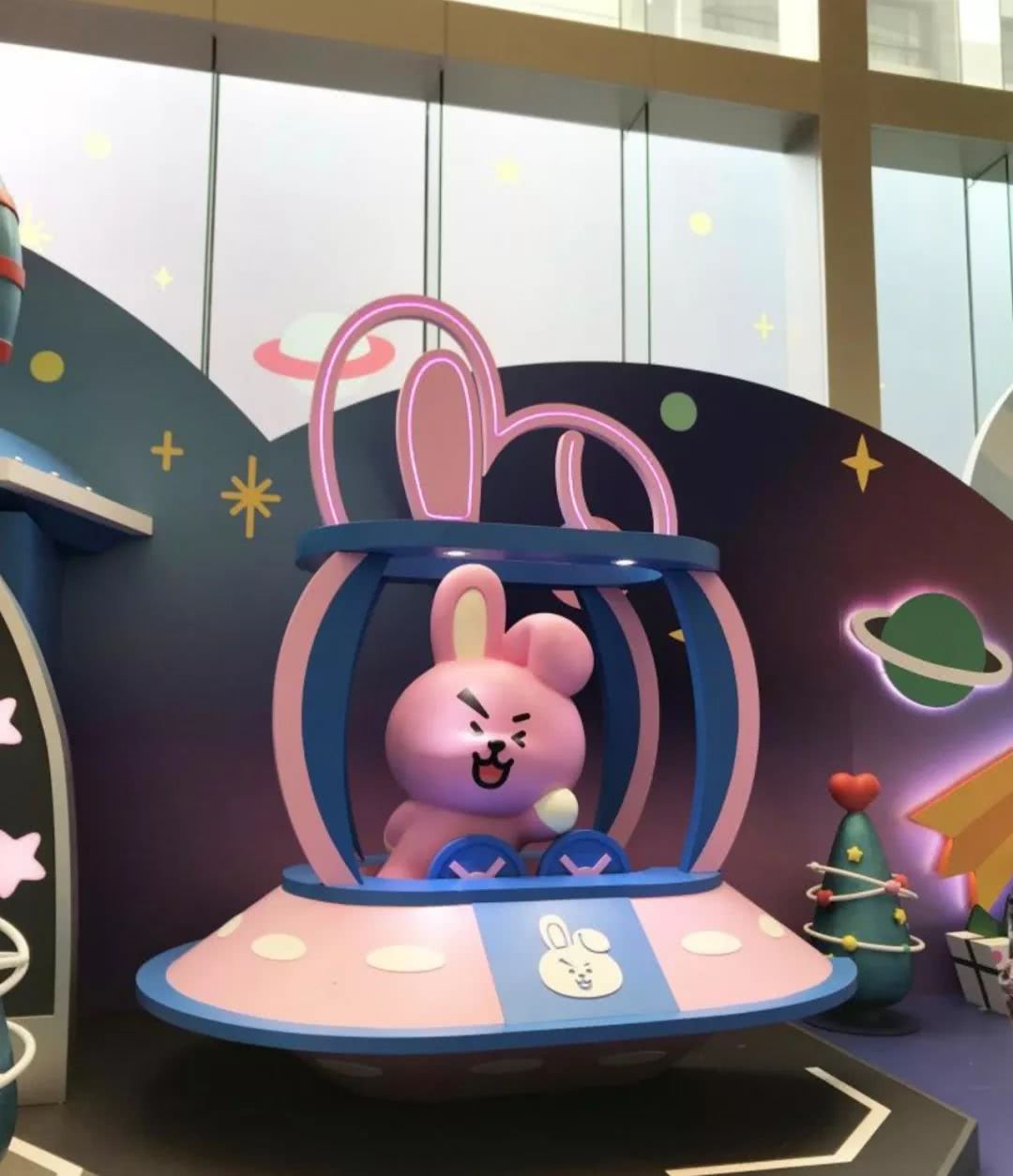 香港巨型圣诞树,香港圣诞树旅游攻略