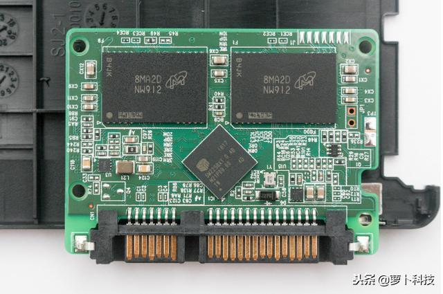 英睿达BX500SSD评测，程序秒开系统打鸡血，入手不亏