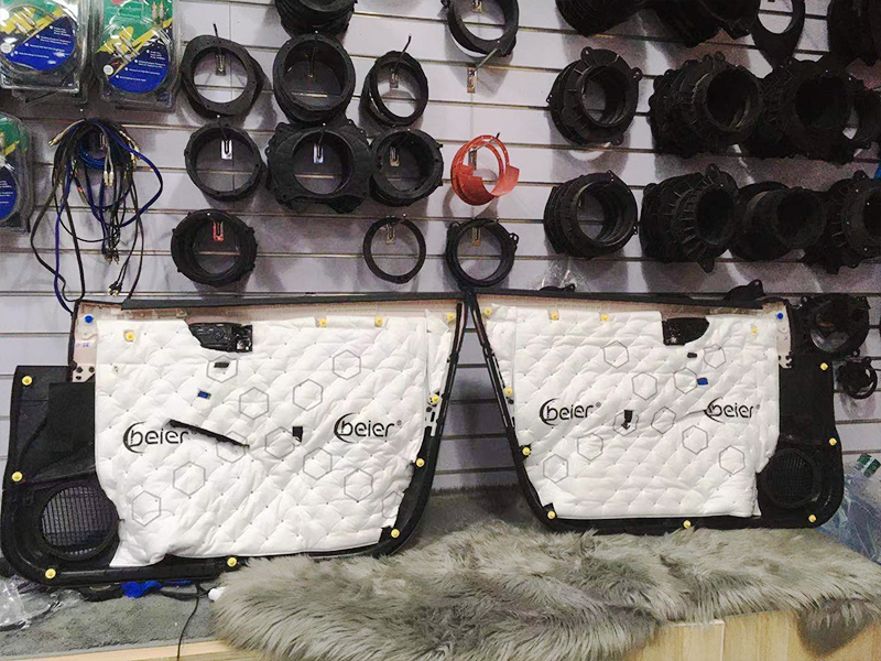 日产天籁汽车喇叭升级,日产天籁升级公爵原厂音响