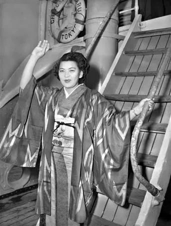 一男一女双人荒岛求生30天,一男一女荒岛求生生存30天