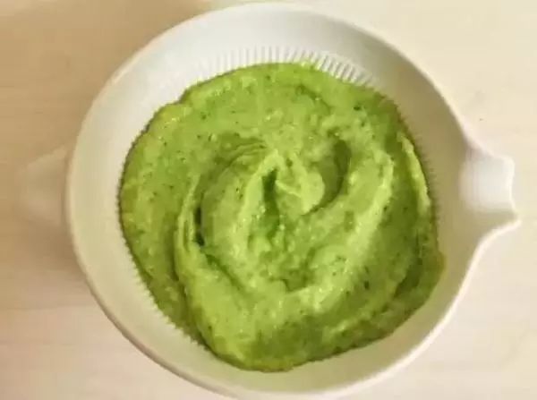 宝宝七个月吃什么辅食比较好吸收,适合7个月宝宝易消化的辅食教程