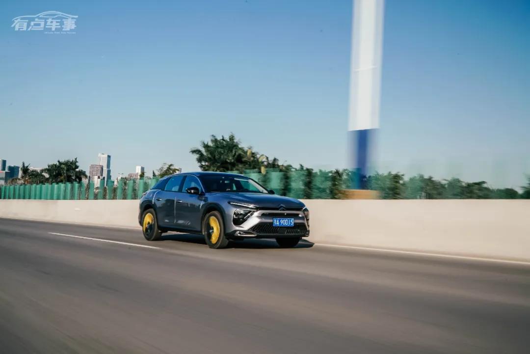 凡尔赛c5x和5008选哪个,凡尔赛c5x能让雪铁龙翻身吗