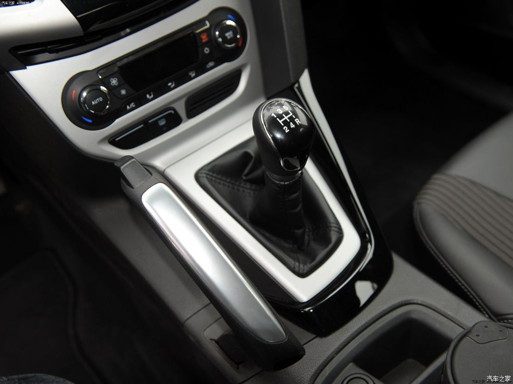 雅阁21款星空限量版为什么不保值,雅阁亲兄弟车型