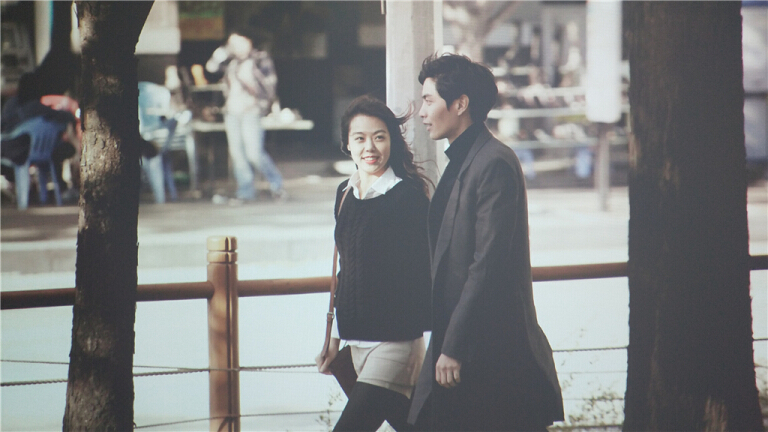 爱普生tw650对比tw5700tx,爱普生投影仪ch-tw650怎么调大小