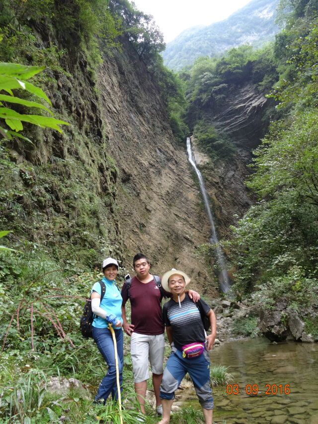 西漂湾瀑布群,建始西漂湾瀑布群