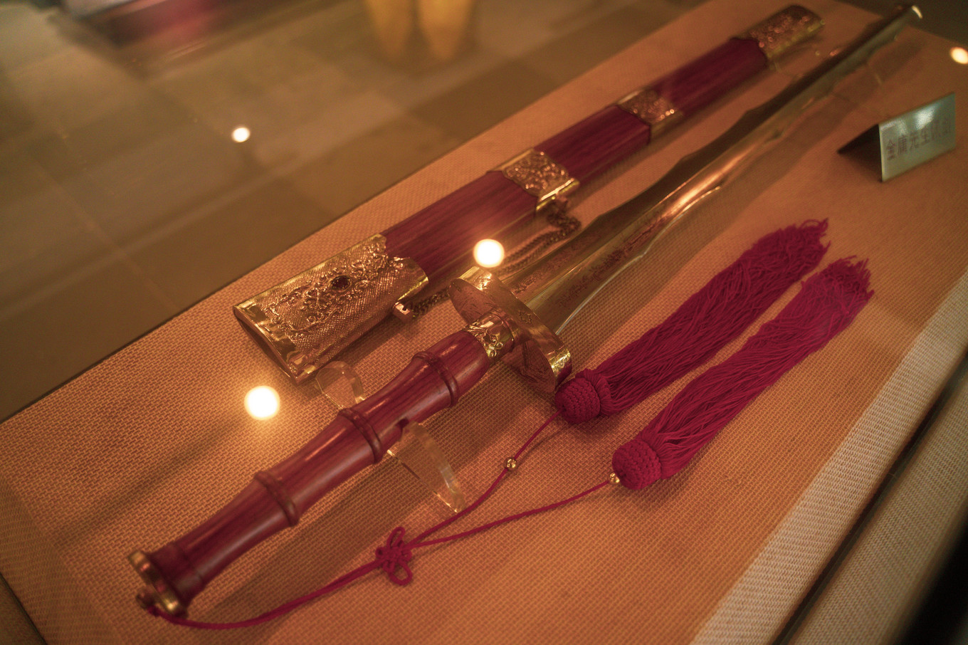 不仅仅是皮革,海清潮静——海宁