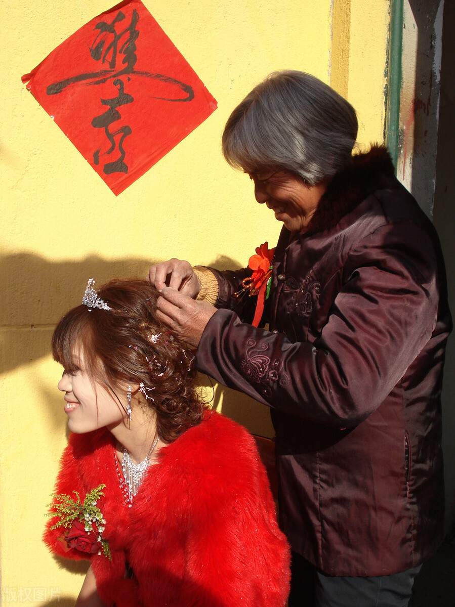 那件小了的内衣,暗藏玄机!退婚真相:不够专业的婆媳大战