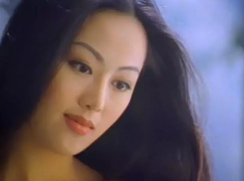 又一个被港媒骂臭的“渣女”，真是可怕！