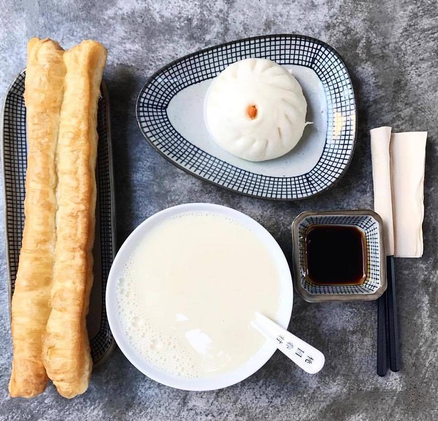 豆浆油条品类赛道:毛利率60%,净利润40%