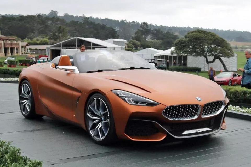 实拍展示新款宝马z4,2015款宝马z4硬顶敞篷街拍