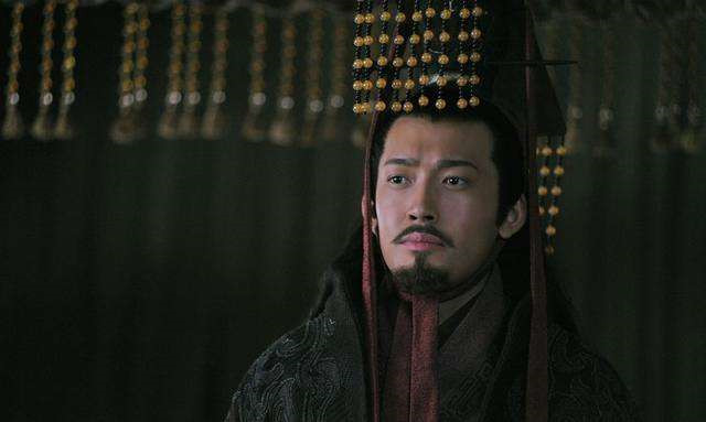 孙权称帝后只追封孙坚为皇帝，却无视孙策，为何如此忘恩负义？