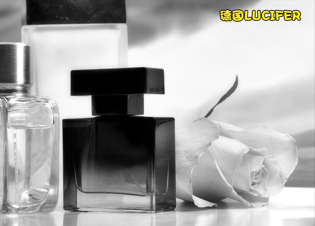 男士香水怎么喷图解视频教程,男士喷什么香水最好闻