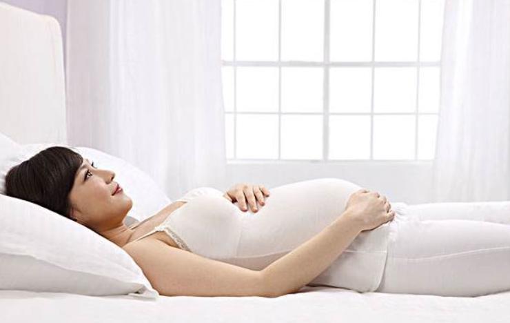 不高兴时胎动,宝宝频繁胎动是高兴还是不高兴