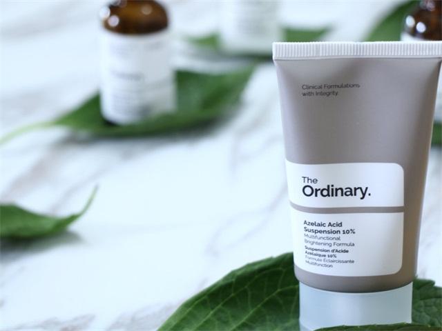 雅诗兰黛去黄气暗沉护肤品测评,雅诗兰黛低端值得买的护肤品