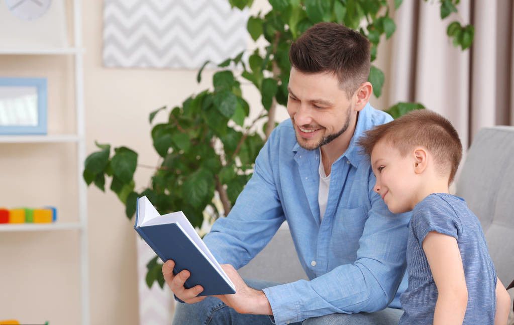 孩子沉迷网络父母怎么办,孩子沉迷网络小说怎么教育最好