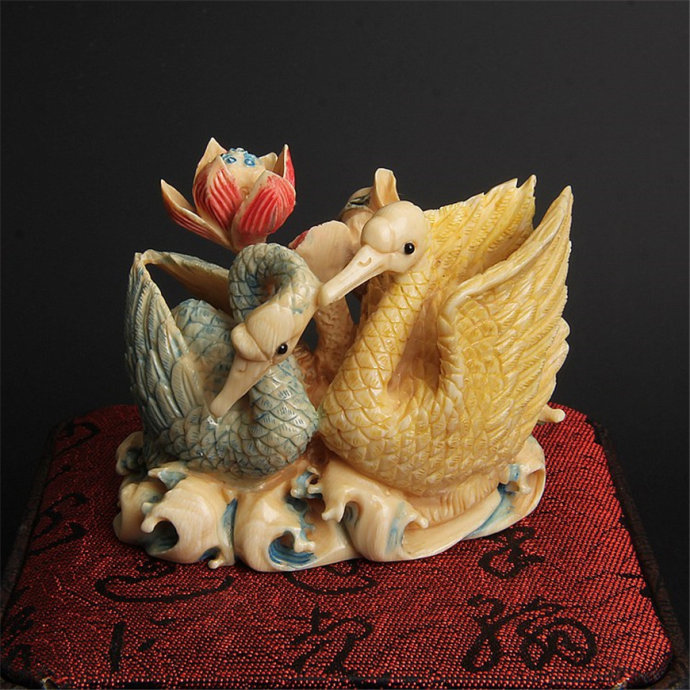 耗时3年才完成的猛犸牙雕作品,猛犸牙雕彩刻