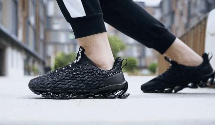 adidas刀锋跑鞋测评,跑鞋性价比之王学生党