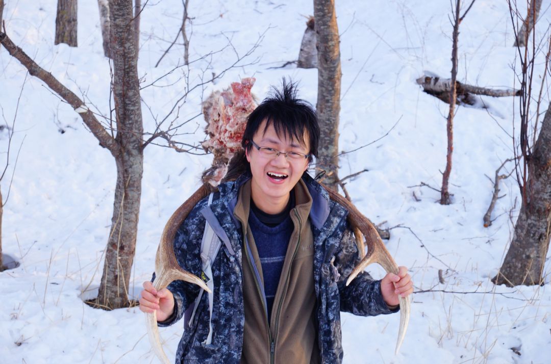 一群博士硕士,动不动“鬼混”到半夜,却干成了件人人称赞的事