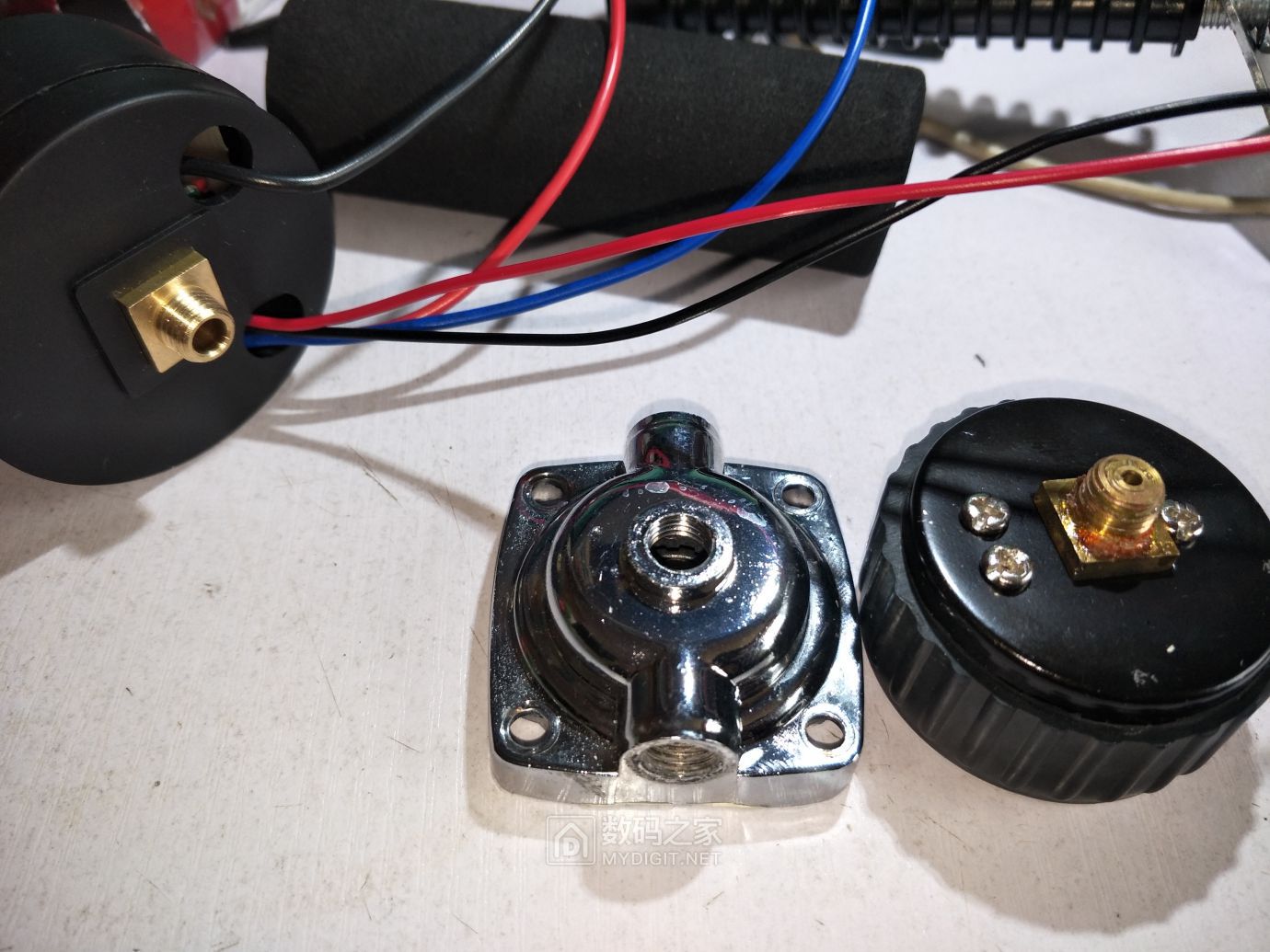 尤利特车载充气泵拆解视频,拆解尤利特