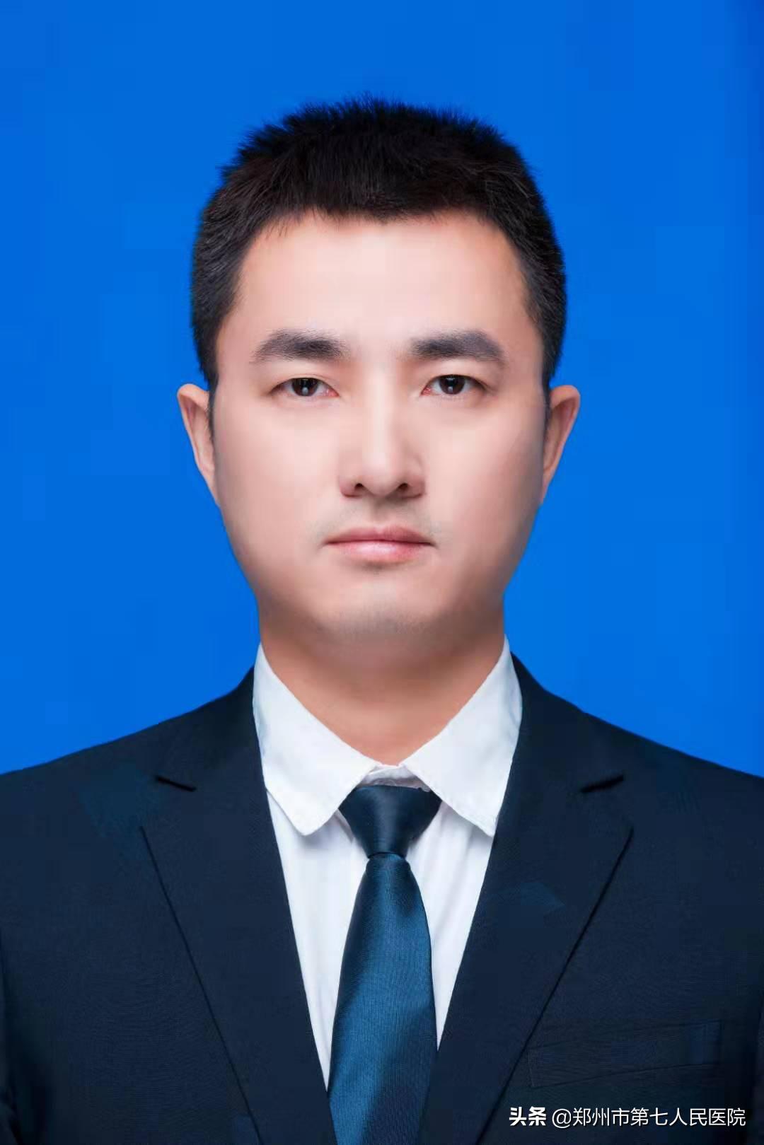 我院应用准分子激光斑块消蚀术成功治疗2例复杂冠脉病变患者