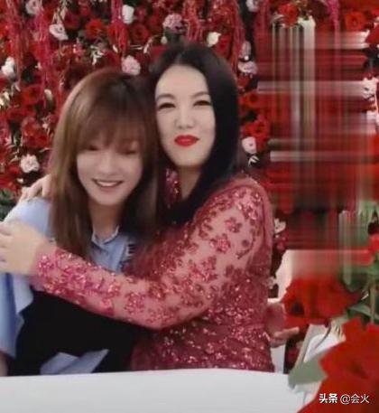 2分钟赚上千万,柳岩喊麦叫老铁土味足,做网红捞金却远比明星高