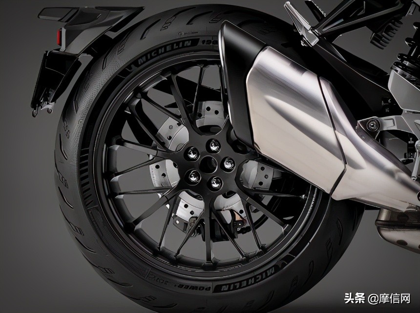 2018款本田cb1000r看点集合,本田大黄蜂cb1000r2012年款