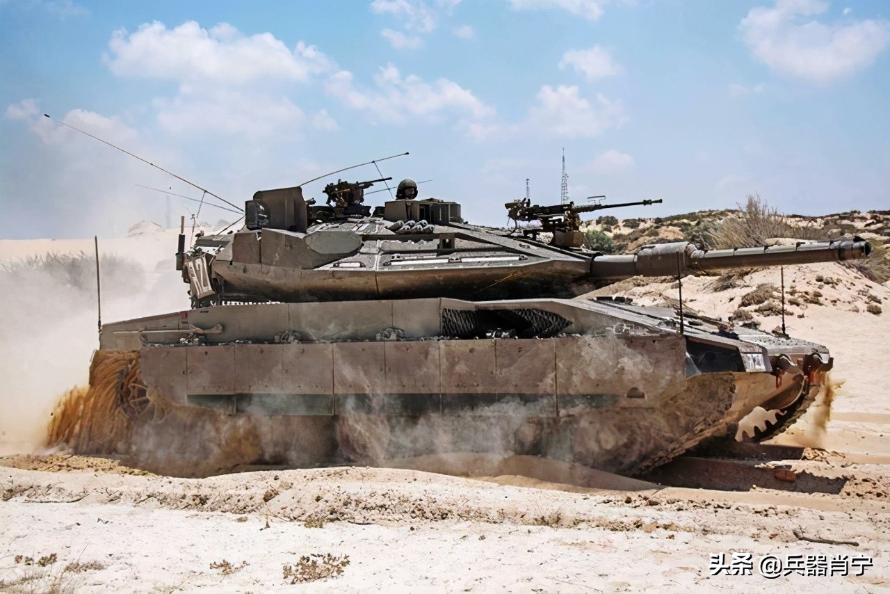 坦克如何实现机动规避,坦克如何对付单兵反坦克导弹