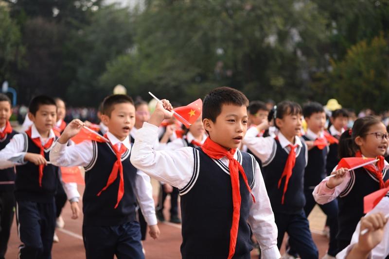 挑战自我突破极限小学,青岛燕儿岛路第一小学