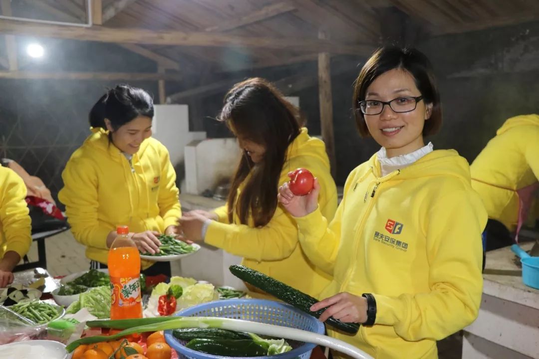 激情成就梦想汗水铸就成功,激情成就梦想团队铸就辉煌前言