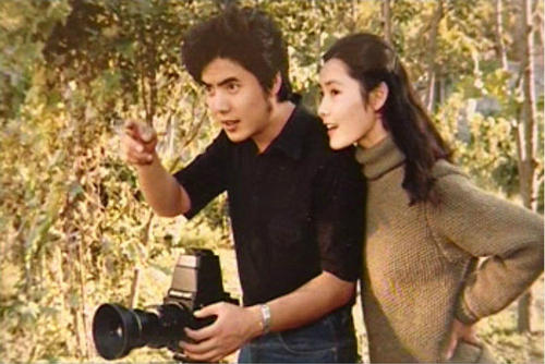 30岁主持春晚，丈夫是国家一级演员，演啥像啥，却少有人知道她