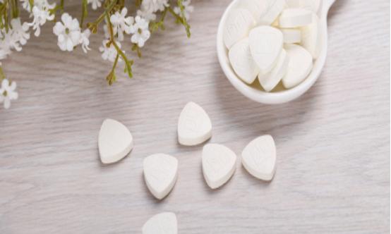 关节疼痛用氨糖软骨素好吗,氨糖可以治疗关节疼痛吗