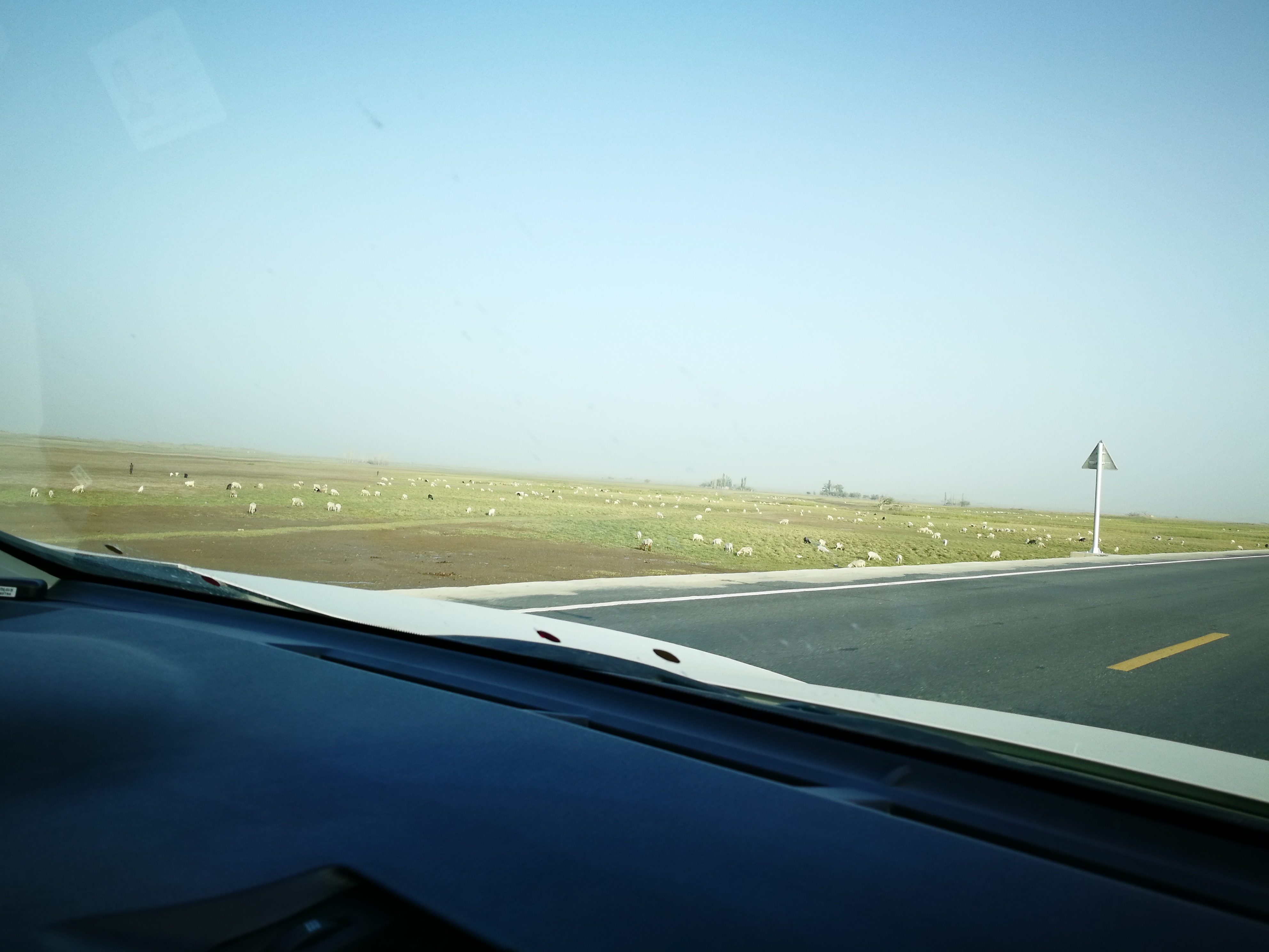 13000公里新手独驾*疆新**日记第23天——塔克拉玛干沙漠陷车自救