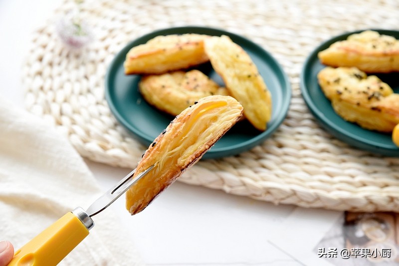 如何制作脆皮菠萝派,菠萝派零基础做法